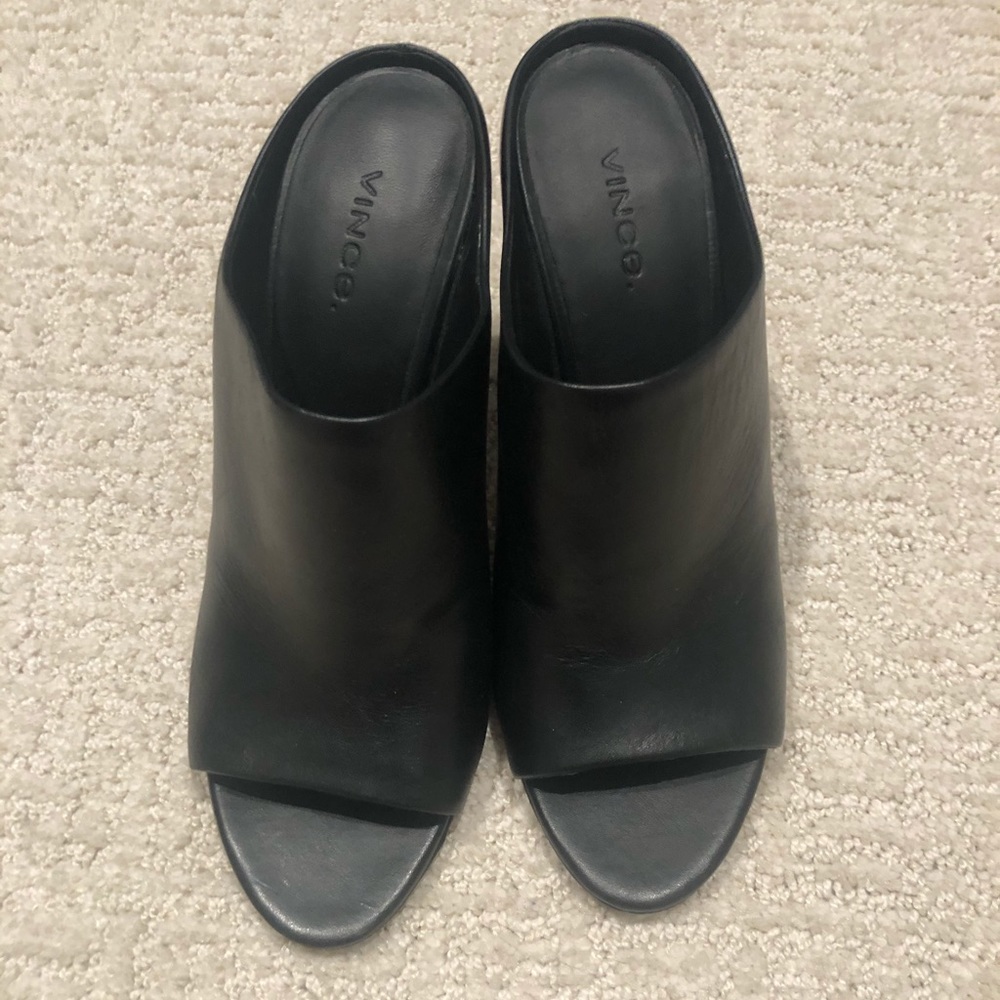 Vince Black leather sandals